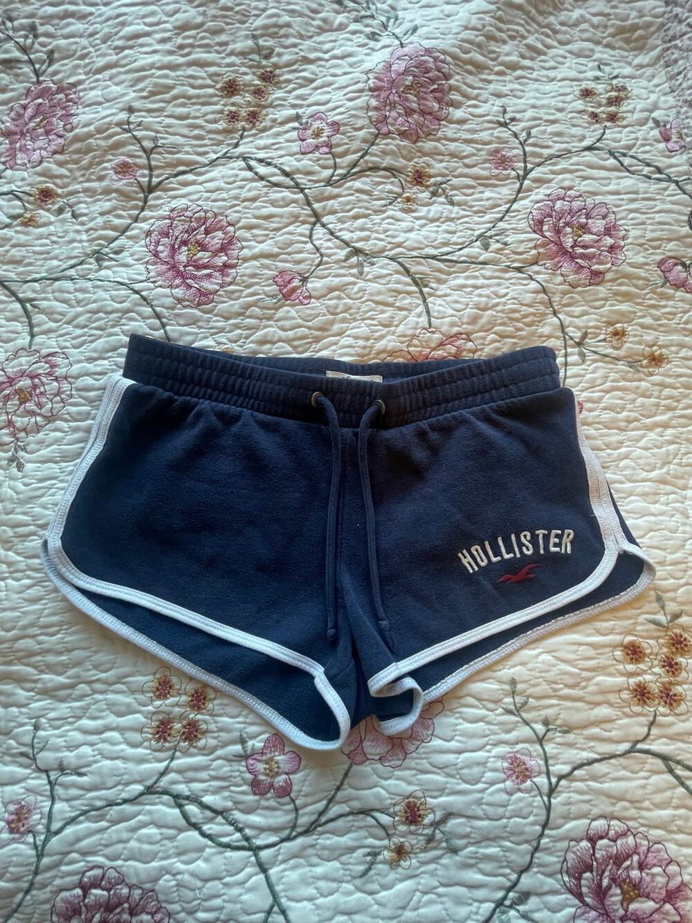 vintage hollister booty shorts